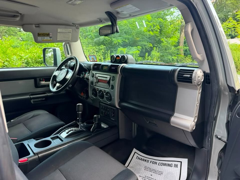 2010 Toyota FJ Cruiser in Paterson, NJ (photo 10) — photo 10