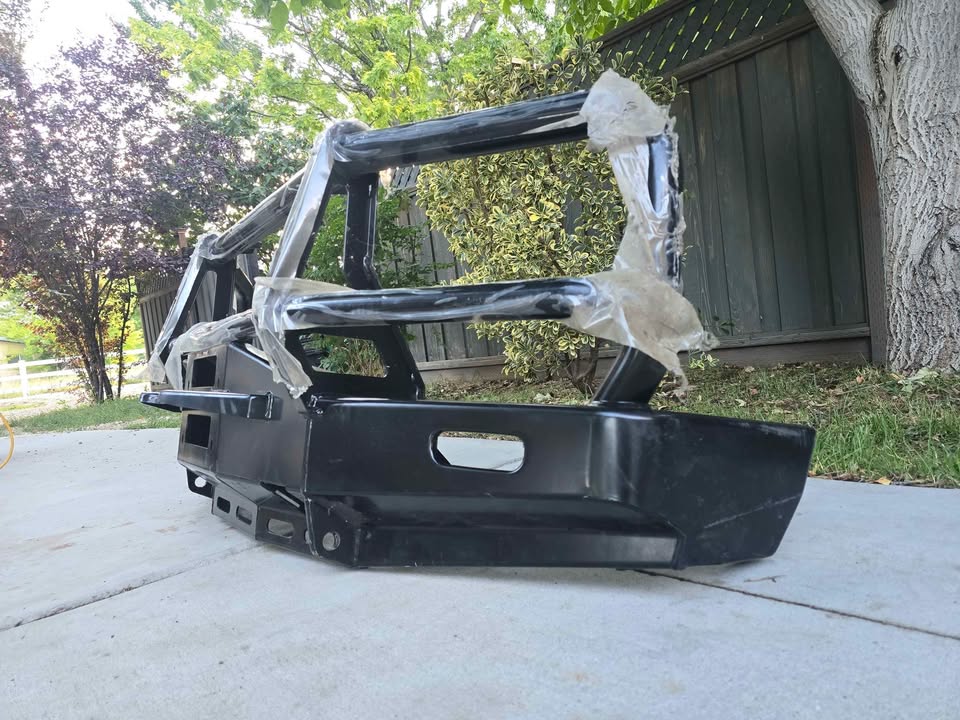 NEW ARB Deluxe Bull Bar Front Bumper for Chevrolet Chevy Silverado 1988+ 3462010 (photo 7) — photo 7