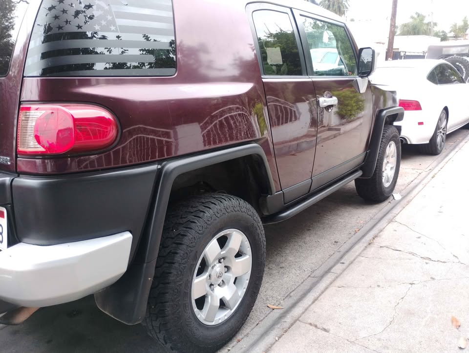 2008 Toyota FJ Cruiser · Sport Utility 2D (photo 2) — photo 2