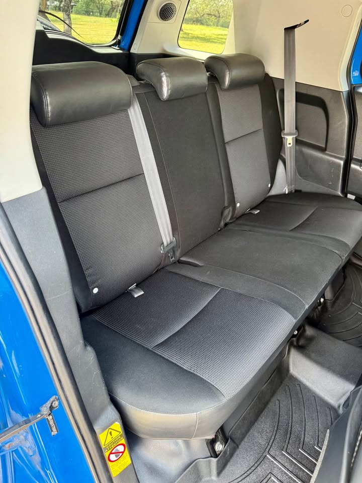 2007 Toyota FJ Cruiser · Sport Utility 2D in New Braunfels, TX (photo 12) — photo 12