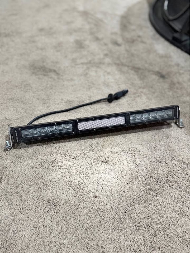 Genuine Diode Dynamics Stage Series LED Light Bar w/ Mounting Brackets in Manassas, VA (photo 1) — photo 1