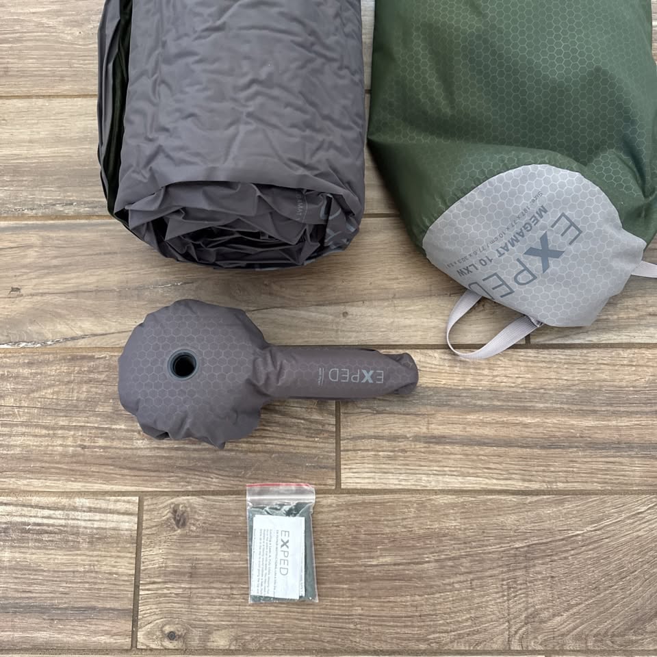 Exped Megamat 10 Lxw Insulated Self-inflating Sleeping Pad 77.6" X 30.3" X 3.9 in Citrus Heights, California (photo 3) — photo 3