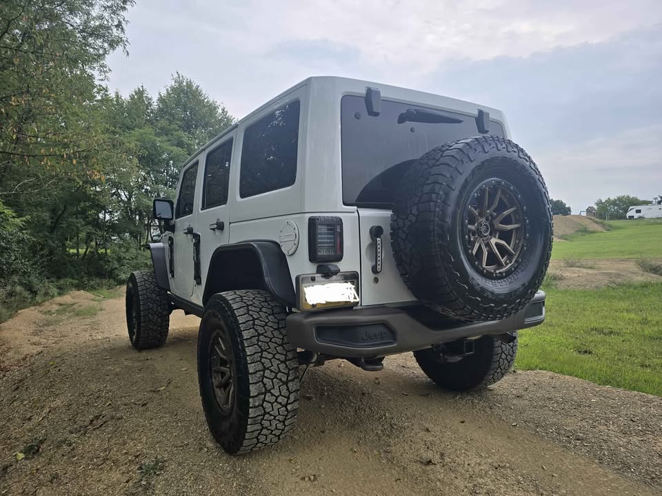 2015 Jeep Wrangler Unlimited · Rubicon Sport Utility 4D in Carlisle, PA (photo 9) — photo 9