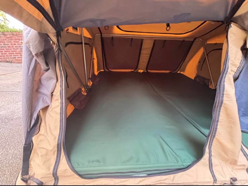 CVT Denali Rooftop tent (RTT) Tent only (photo 2) — photo 2