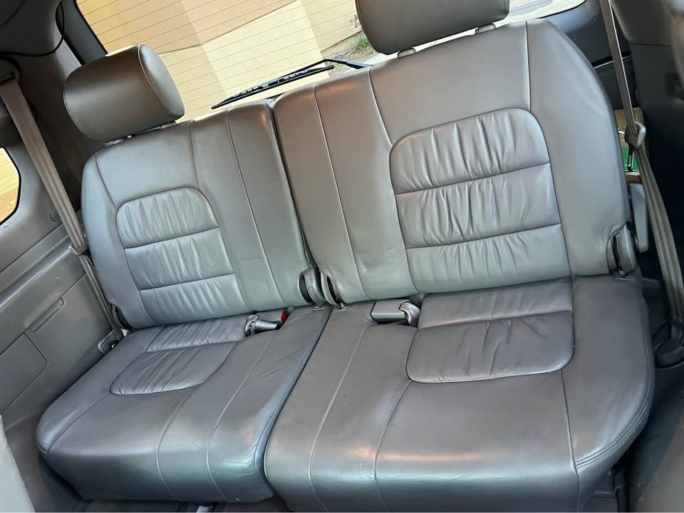 2005 Lexus LX · LX 470 Sport Utility 4D in Lodi, CA (photo 9) — photo 9