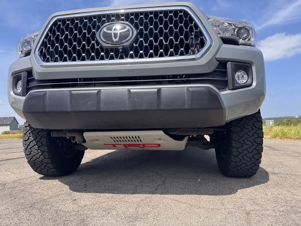2019 Toyota Tacoma · TRD Off-Road Pickup 4D 5 ft in West Lake Hills, TX (photo 5) — photo 5