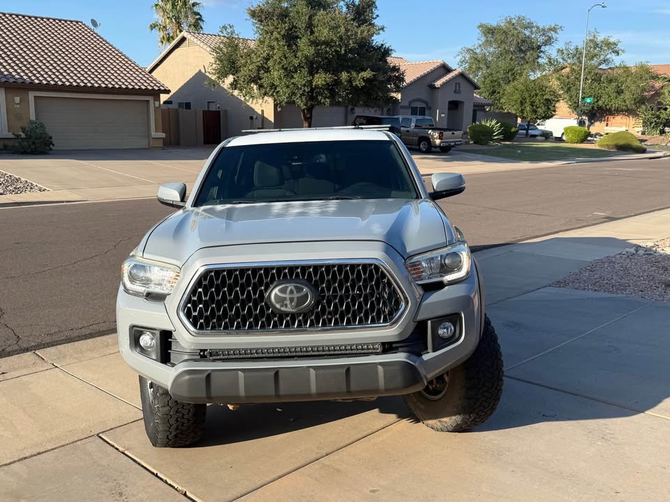2018 Toyota Tacoma Double Cab · TRD Off-Road Pickup 4D 6 ft in Mesa, AZ (photo 3) — photo 3