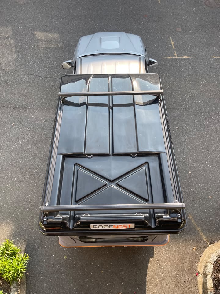 Roofnest Sparrow Adventure XL rooftop tent in Red Bank, NJ (photo 5) — photo 5