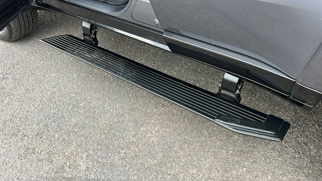 2024 Lexus GX Luxury (photo 11) — photo 11