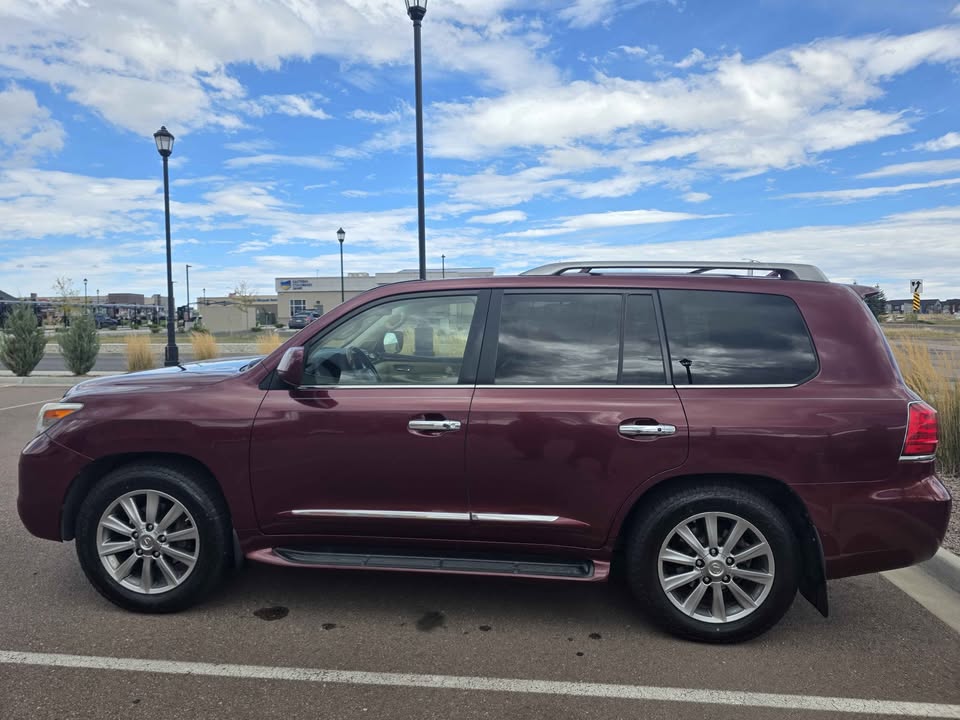 2011 Lexus LX · LX 570 Sport Utility 4D in Colorado Springs, CO (photo 5) — photo 5