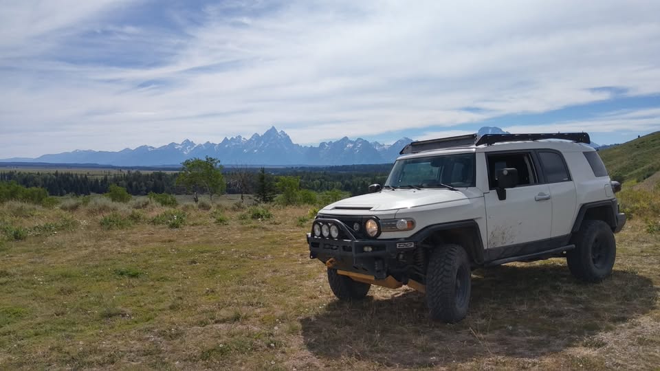2010 Toyota FJ Cruiser Sport Utility 2D in Phoenix, AZ (photo 7)