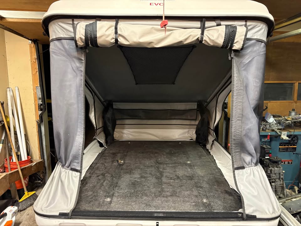 James Baroud Roof Tent + awning in Shoreline, WA (photo 4) — photo 4