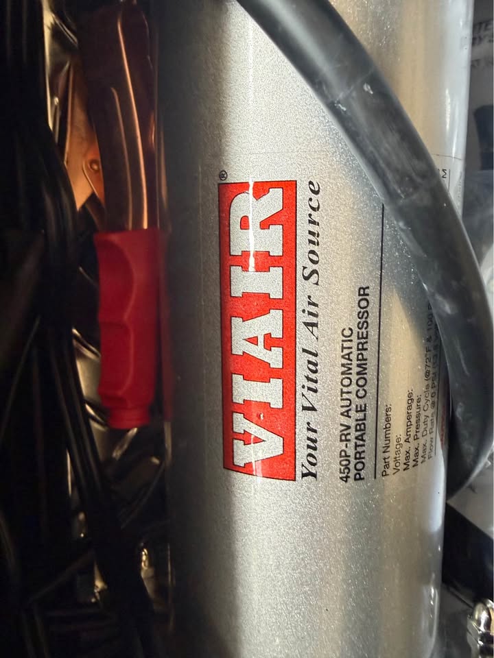 VIAIR 450P-RV Automatic Portable Compressor. Never used in Carefree, AZ (photo 2)