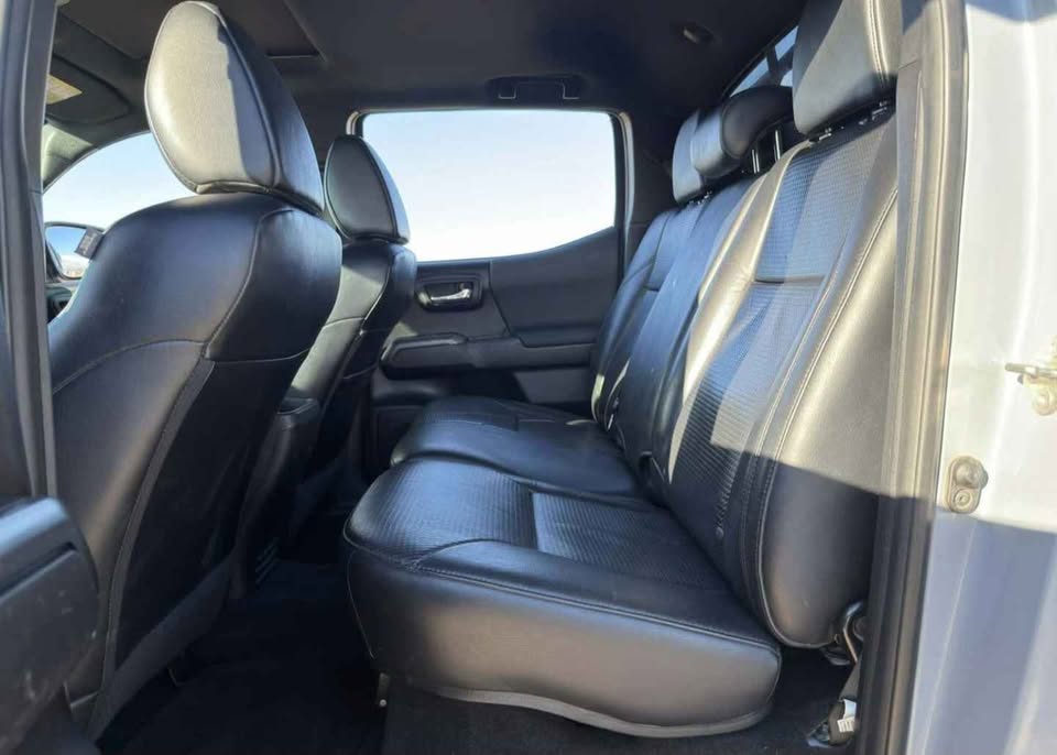 2020 Toyota Tacoma Double Cab TRD OFF-ROAD 4X4 in Arvada, CO (photo 9)