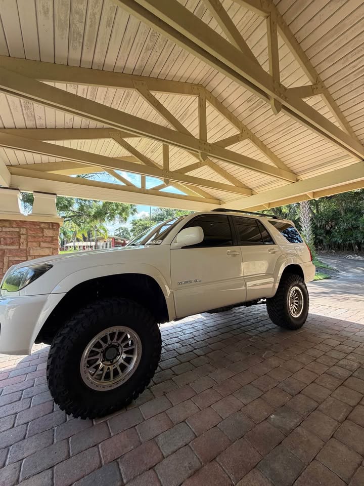 2006 Toyota 4Runner · Limited Sport Utility 4D in Maitland, FL (photo 6) — photo 6