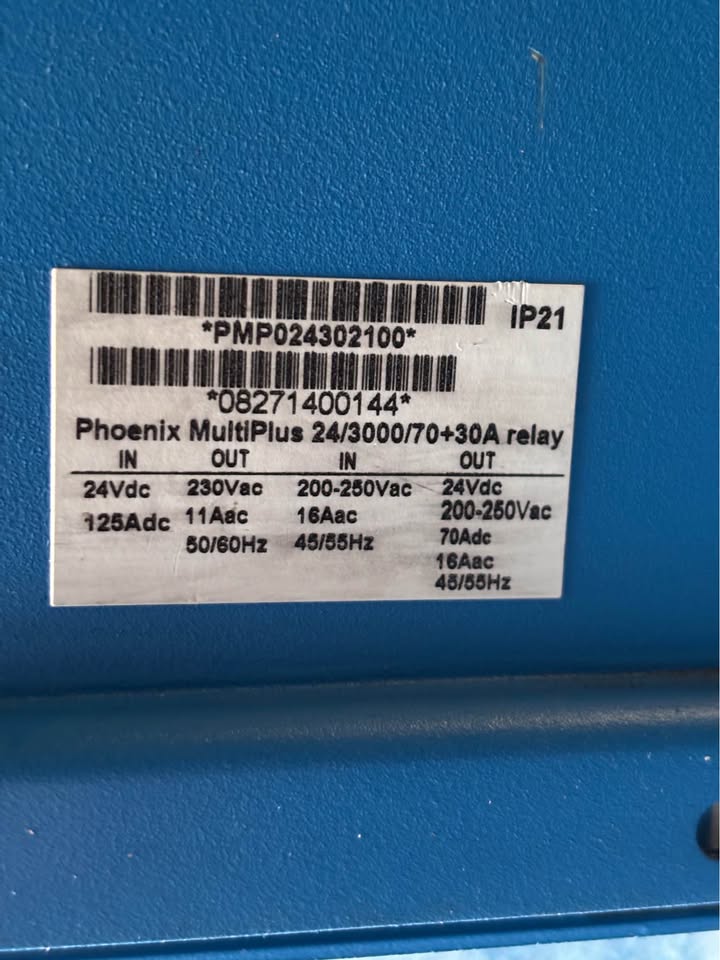 Victron charger/inverter 24v/240v (photo 4) — photo 4