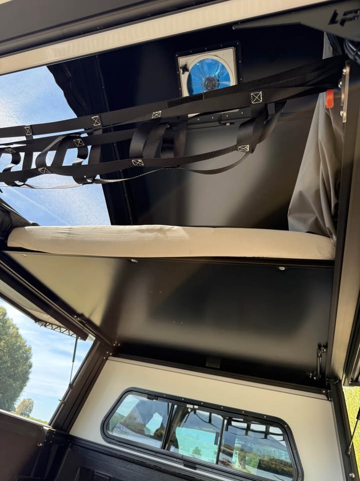 Lone peak camper- lightweight pop up truck bed camper in Mt Vernon, WA (photo 6) — photo 6