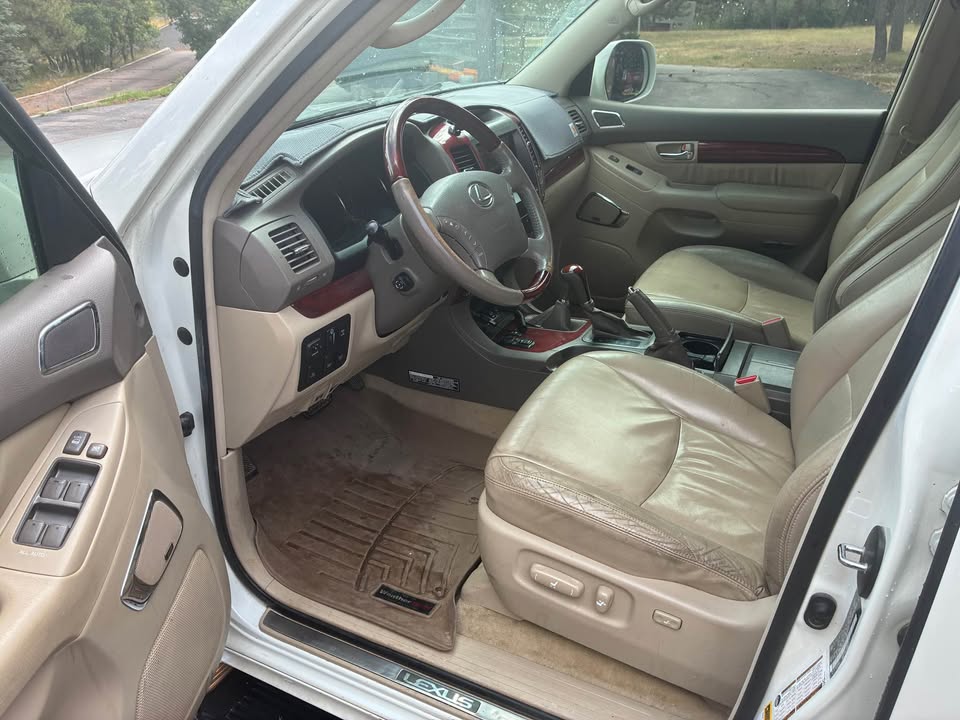 2008 Lexus GX · GX 470 Sport Utility 4D (photo 8) — photo 8