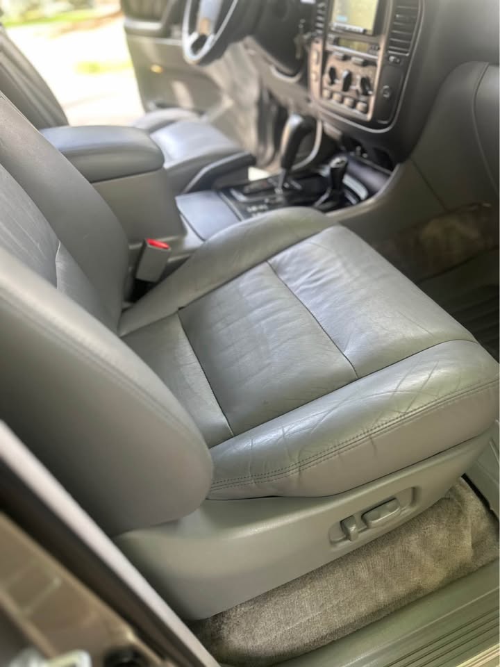 2001 Toyota Landcruiser · Sport Utility 4D in Fort Collins, CO (photo 11) — photo 11