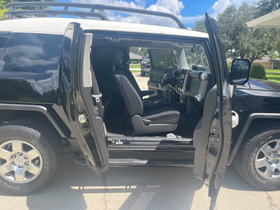 2007 Toyota FJ Cruiser · Sport Utility 2D in Clermont, FL (photo 8) — photo 8