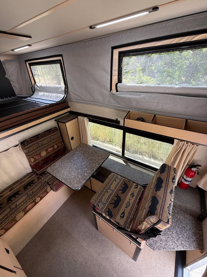2020 Four Wheel Camper Hawk - Side Dinette in Durango, CO (photo 10)