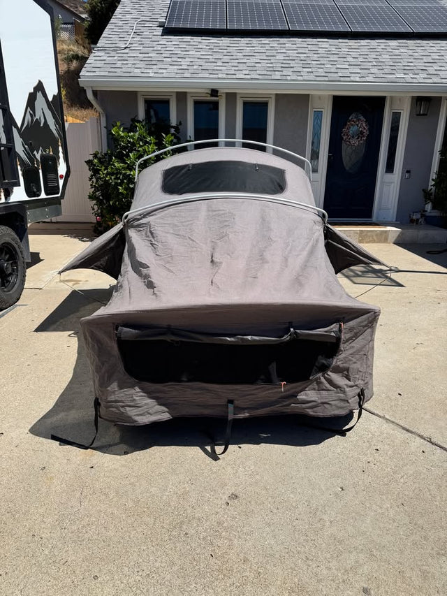 ROAM Vagabond Roof Top Tent — photo 3