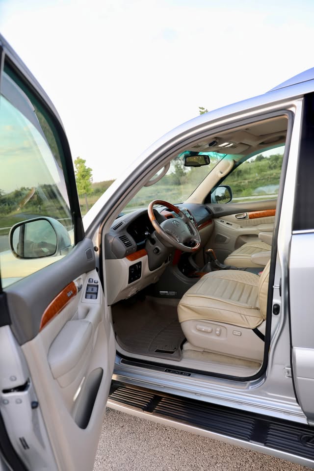 2007 Lexus GX470 in Lake Zurich, IL (photo 12) — photo 12
