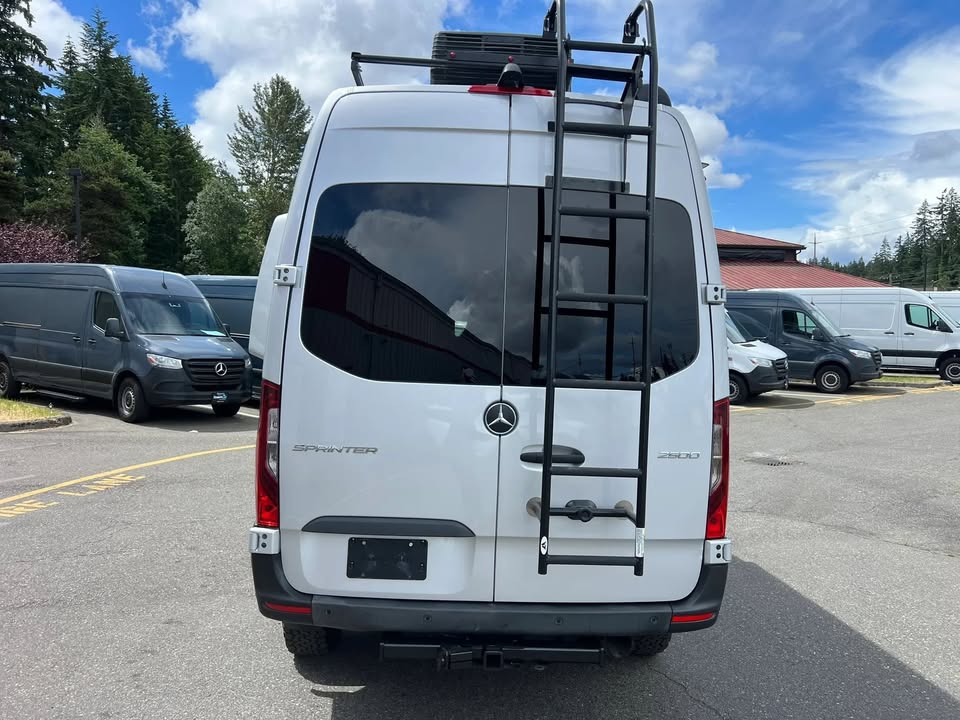 2021 Mercedes-Benz 4x4 winnebago revel 44e in Lynnwood, WA (photo 5) — photo 5