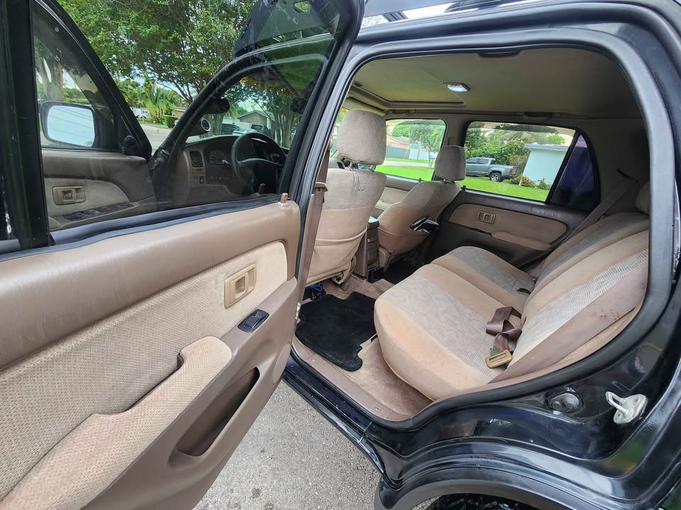 1999 Toyota 4Runner · SR5 Sport Utility 4D in Miramar, FL (photo 10) — photo 10