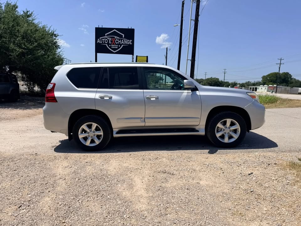2013 Lexus GX 460 in Marble Falls, TX (photo 5) — photo 5