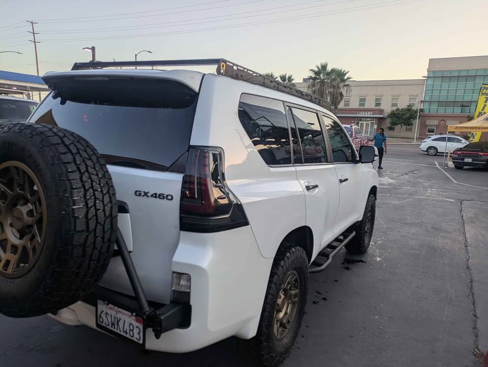 2011 Lexus GX · GX 460 Luxury Sport Utility 4D in National City, CA (photo 6)
