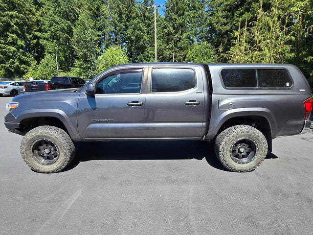 2019 Toyota Tacoma Double Cab · SR5 Pickup 4D 5 ft — photo 3