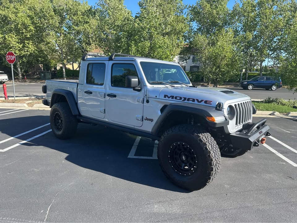 2023 Jeep Gladiator · Mojave Pickup 4D 5 ft in Brentwood, CA (photo 4) — photo 4
