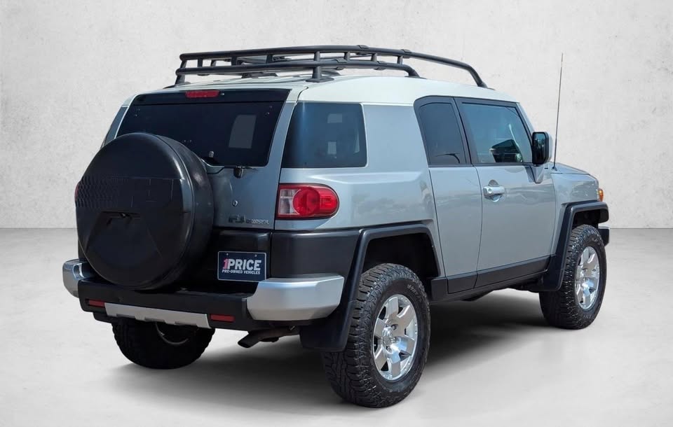 2010 Toyota FJ Cruiser in Golden, CO (photo 5) — photo 5