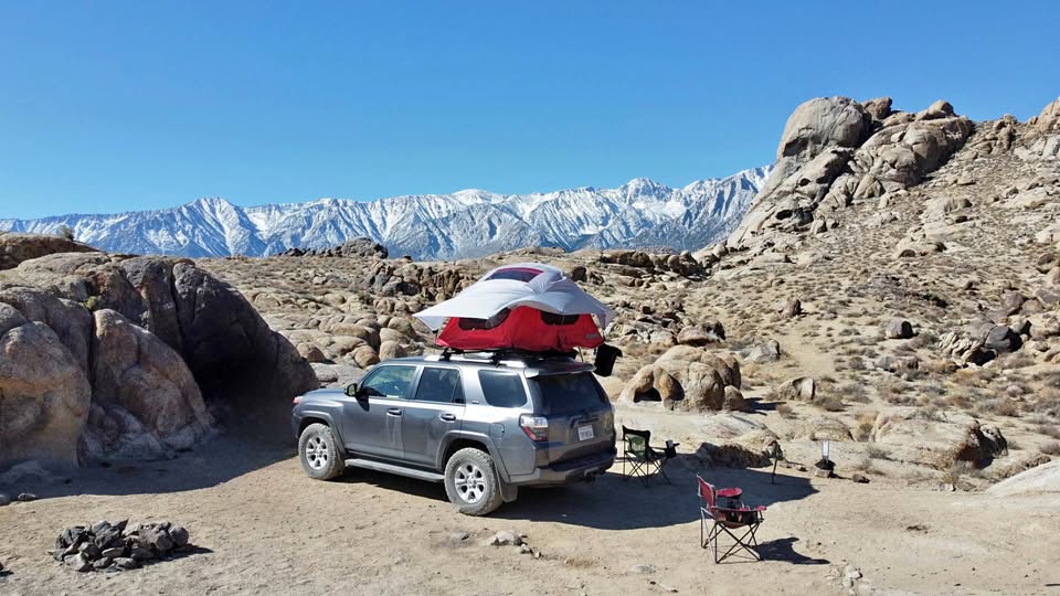 Yakima SkyRise 2-Person Rooftop Tent | Complete Setup | Lights & Gear Storage in Fair Oaks, CA (photo 1) — photo 1