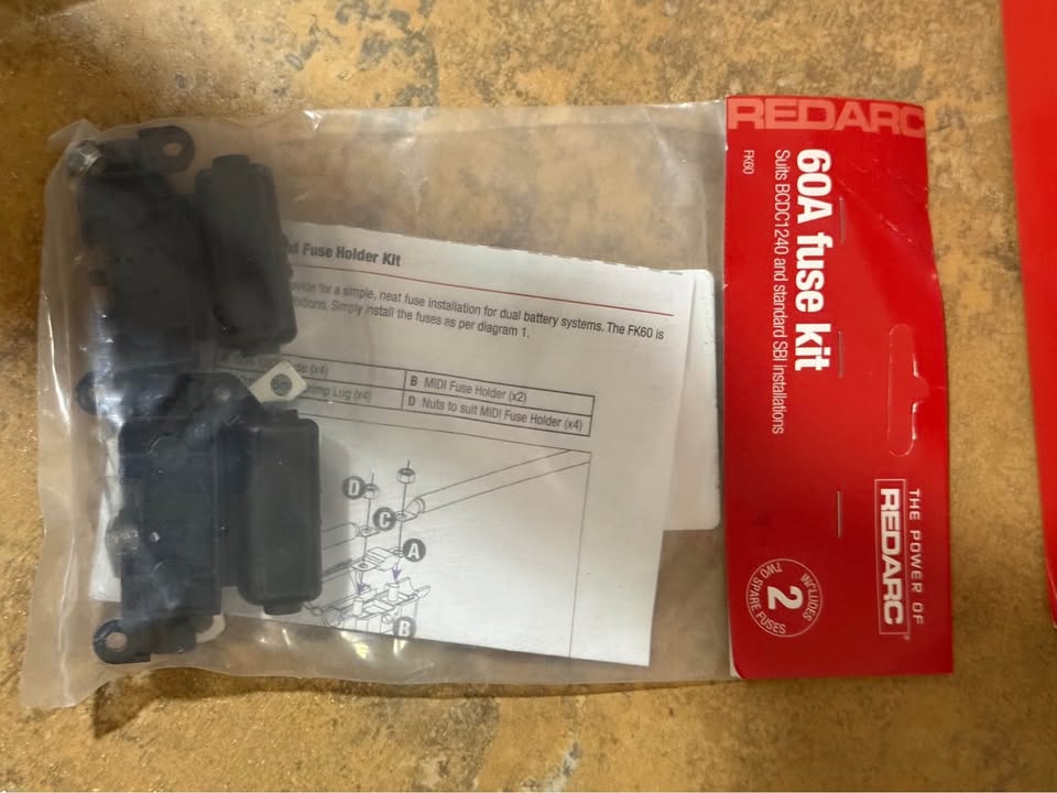 NEW REDARC BCDC1240D 40A In-Vehicle DC-DC Battery Charger in Phoenix, AZ (photo 5) — photo 5