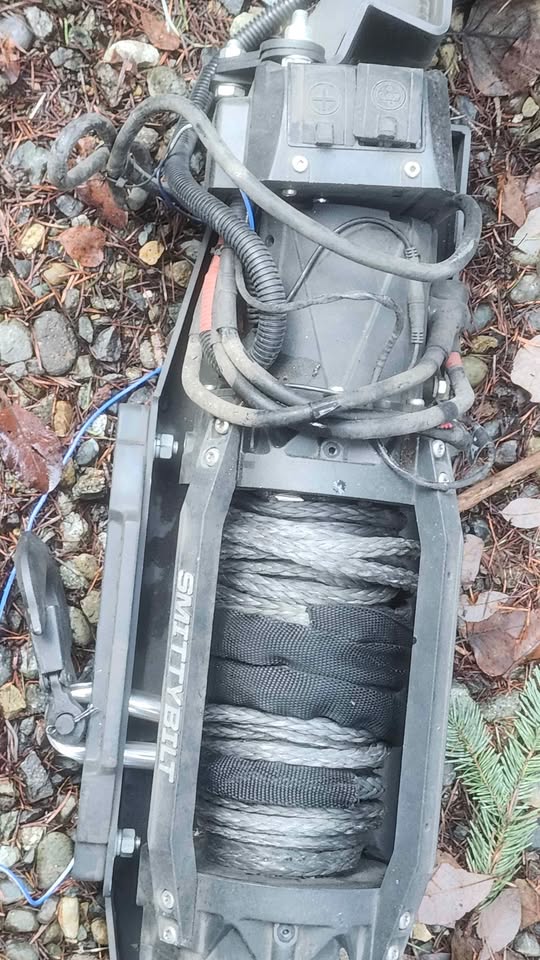 Jeep Winch and Mount in Yelm, WA (photo 3) — photo 3