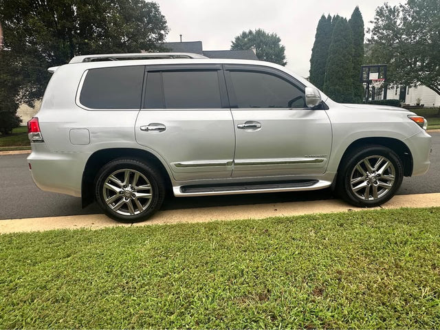 2013 Lexus LX · LX 570 Sport Utility 4D — photo 3
