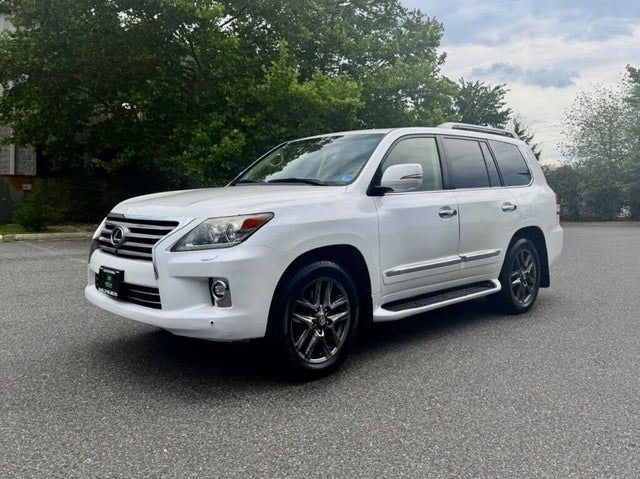 2014 Lexus LX 570 4WD (photo 2) — photo 2