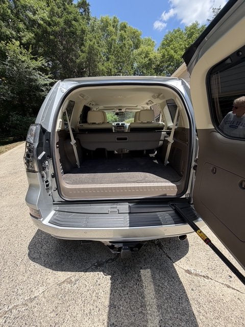 2017 Lexus GX GX 460 Luxury (photo 10) — photo 10