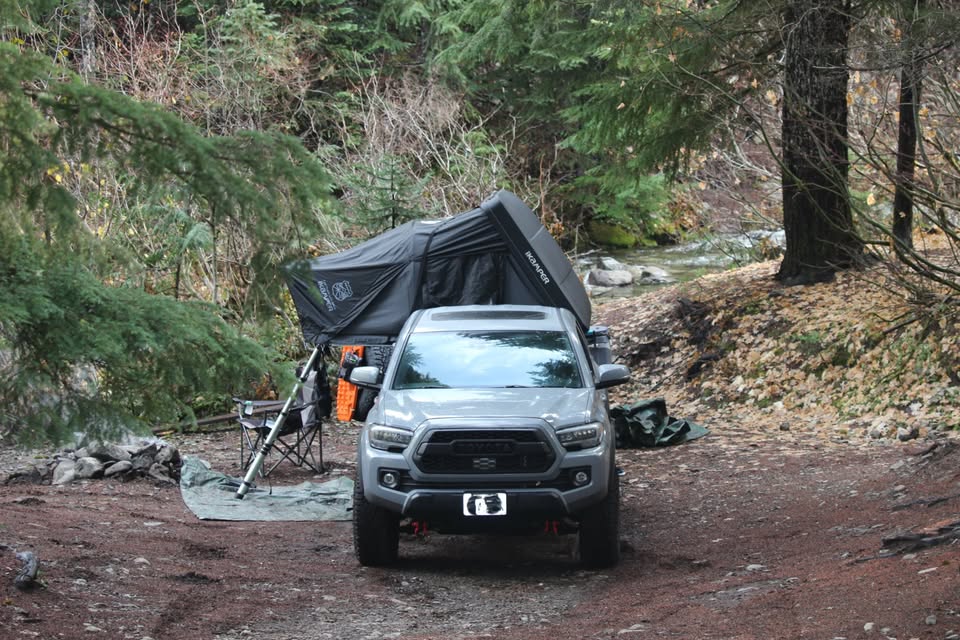 2025 iKamper Skycamp 3.0 Mini (Rocky Black) + Locks & Upgraded Mattress – Excellent Condition in Seattle, WA (photo 5)