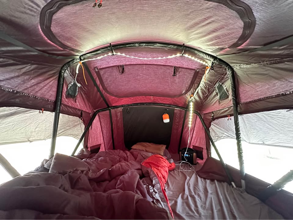 Roam Rooftop Tent w/ all accessories (photo 5) — photo 5