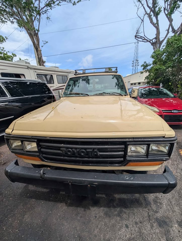 1990 Toyota Land Cruiser (photo 3) — photo 3