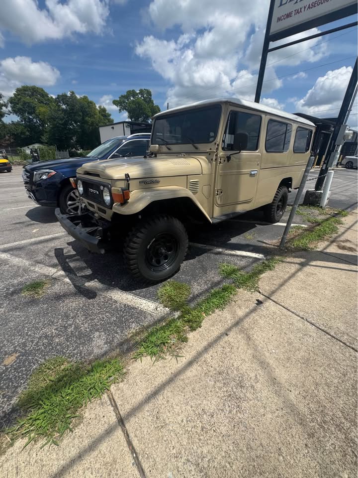 Toyota Land Cruiser FJ45 Troopy 1982 (photo 2) — photo 2