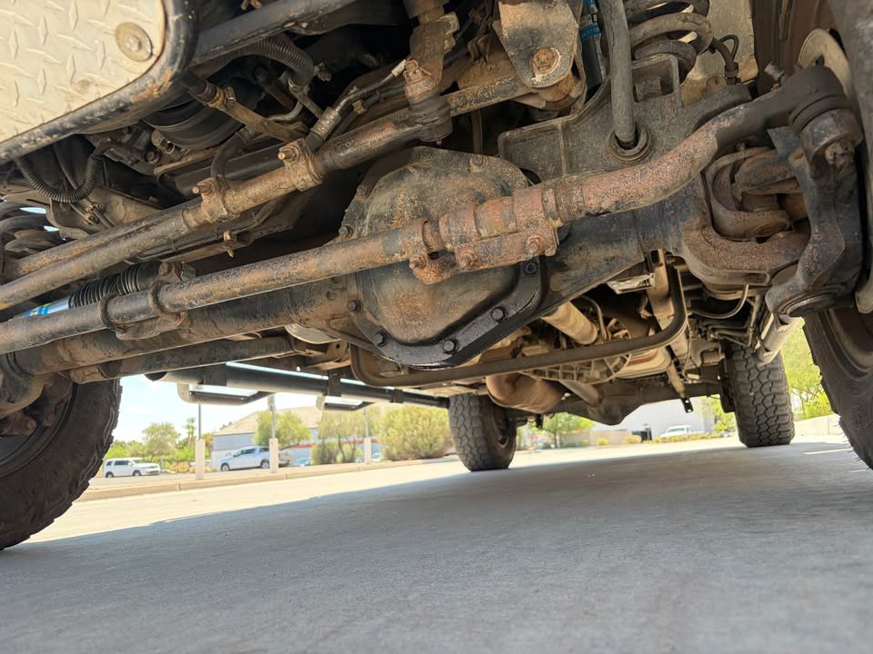 2004 Ford E350 Super Duty Passenger · XLT Extended Wagon 3D in Mesa, AZ (photo 8)