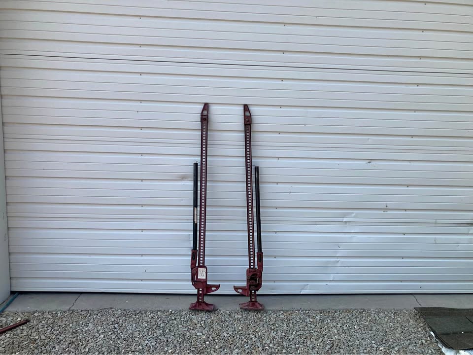 Deluxe, Hi-lift Handy Man Jacks (photo 1) — photo 1