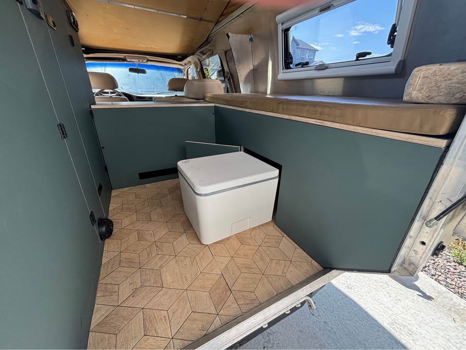97 LS Swapped Land Cruiser Camper (photo 5) — photo 5