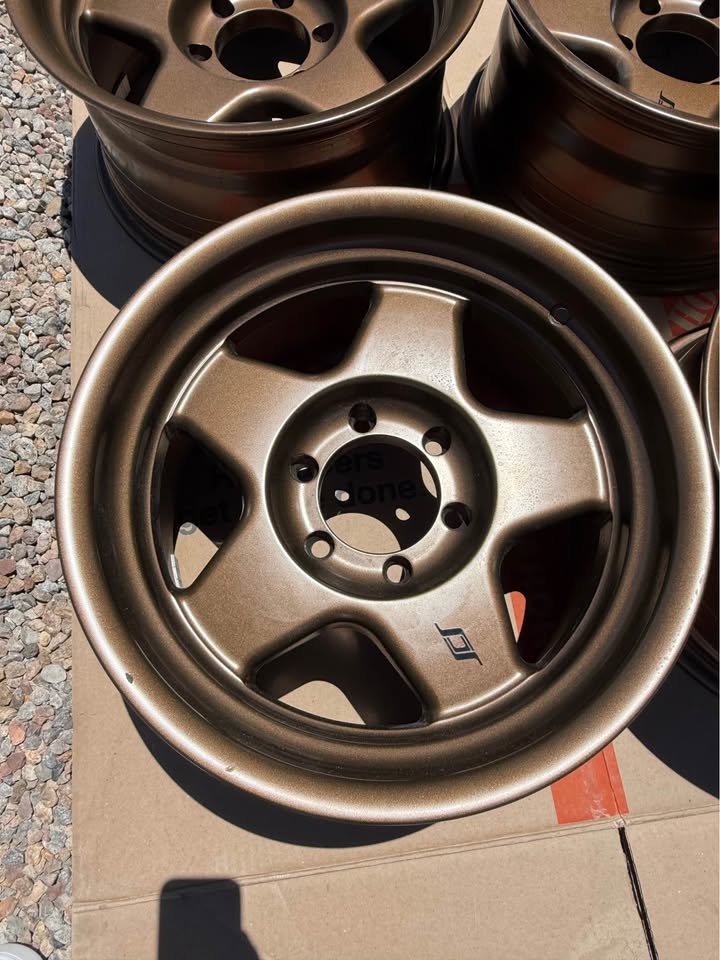 SCS F5 Wheels 17x8.5 + lugs in Rio Rancho, NM (photo 3)