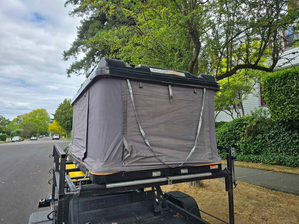 Rooftop tent with roofbox capable in Tacoma, WA (photo 7) — photo 7