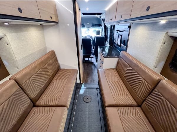 2026 Storyteller Overland CREW MODE AWD in Port St Lucie, FL (photo 4) — photo 4